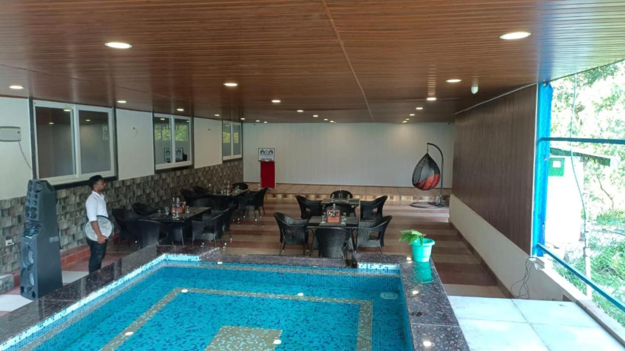Hotel Subhashree Гангток Екстериор снимка