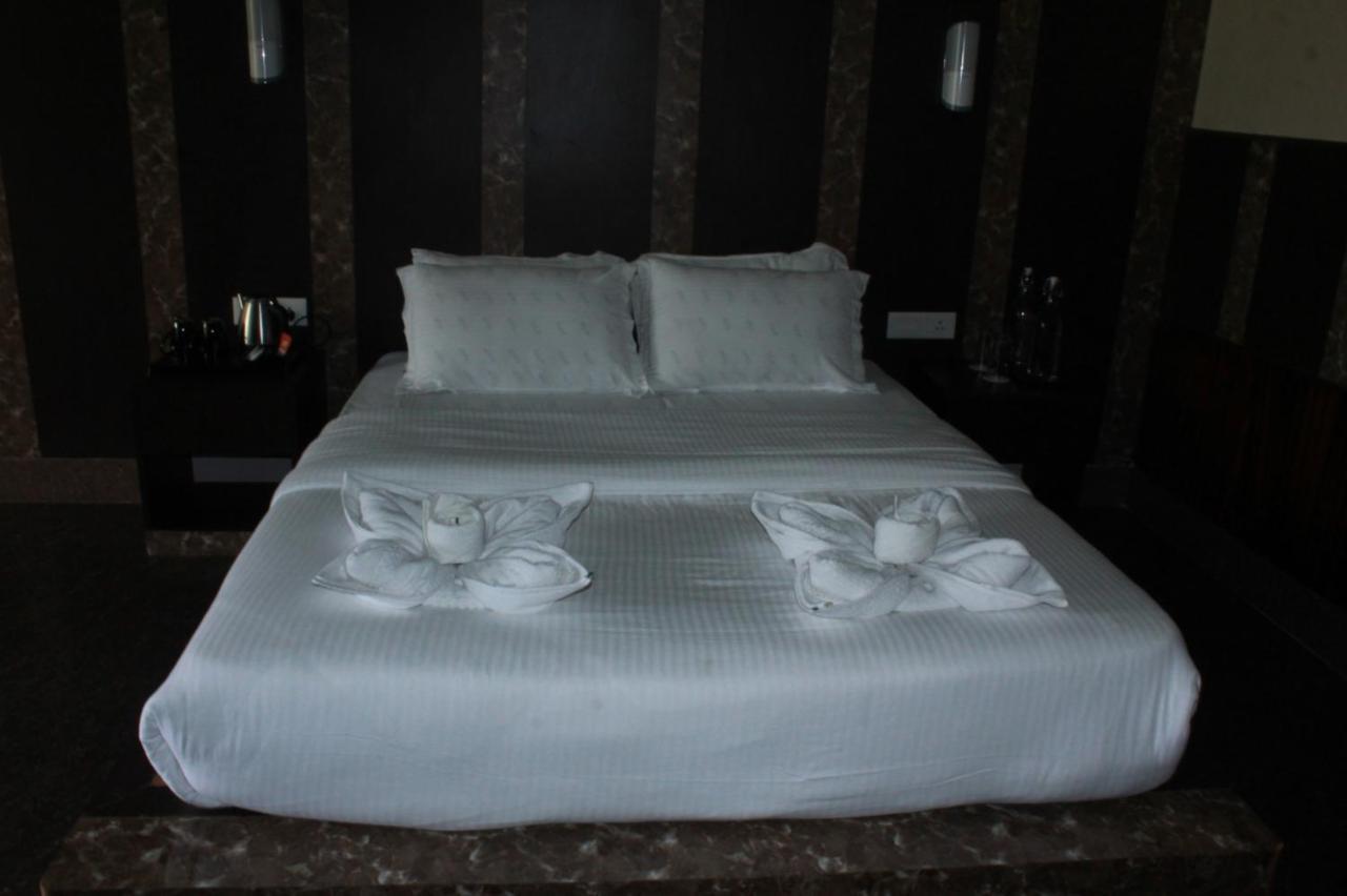 Hotel Subhashree Гангток Екстериор снимка