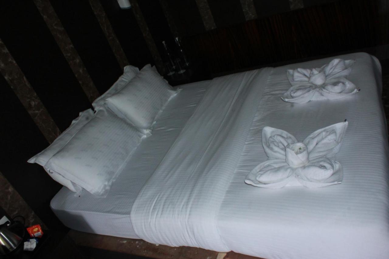 Hotel Subhashree Гангток Екстериор снимка